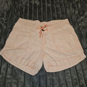 The North Face Women's Coral Cargo Shorts